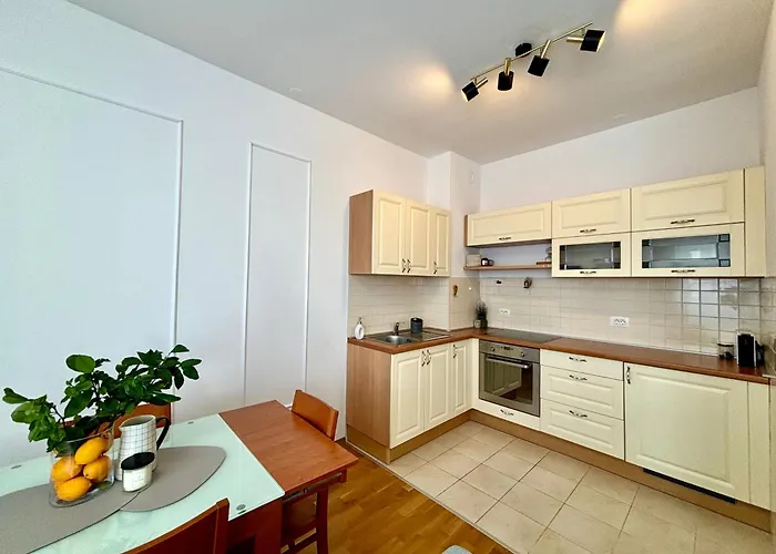 公寓 Adrianora With Freeparking *