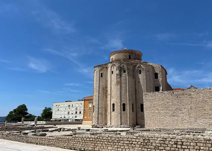 公寓 Adrianora With Freeparking