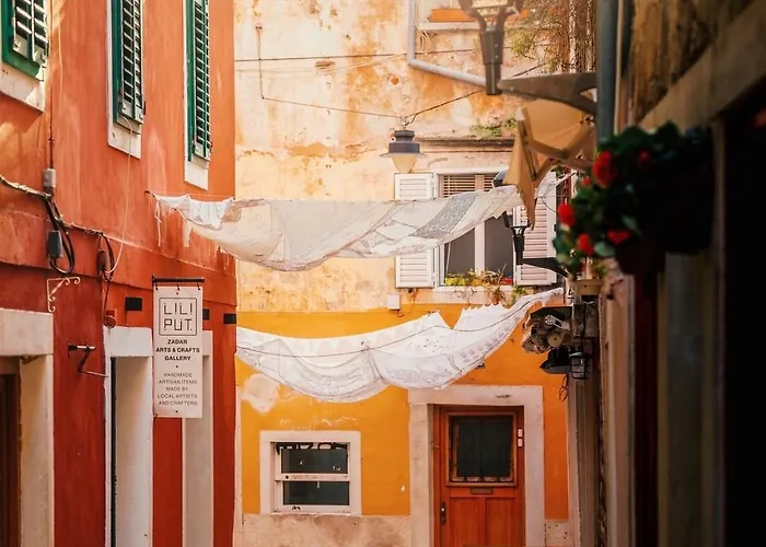 Adrianora With Freeparking 扎达尔