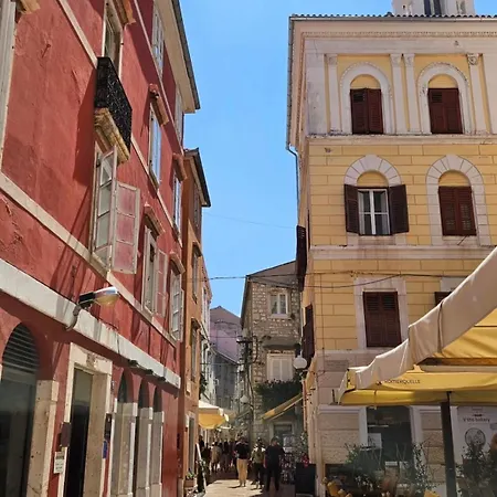 Adrianora With Freeparking 아파트 자다르